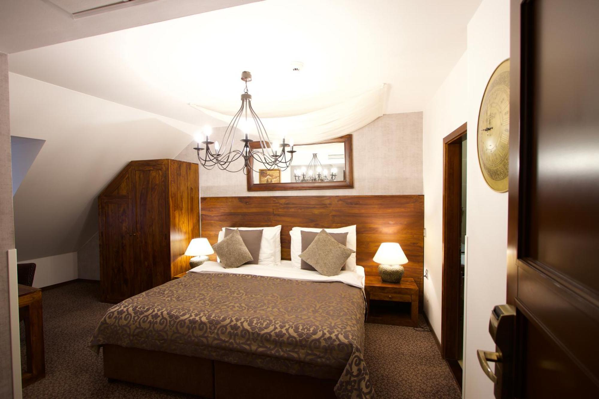 Hotel Residence Agnes Praha Bagian luar foto