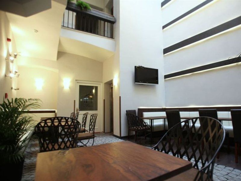 Hotel Residence Agnes Praha Bagian luar foto