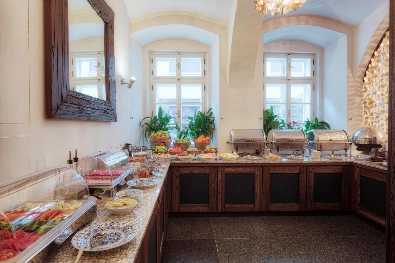 Hotel Residence Agnes Praha Bagian luar foto